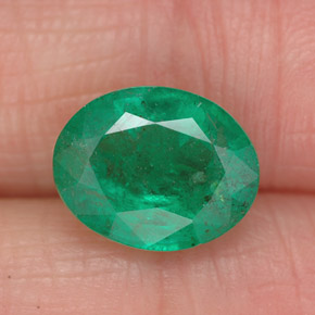 Esmeralda verde natural 2,68ct, corte oval, SI