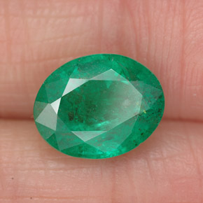 Esmeralda verde natural 2,68ct, corte oval, SI