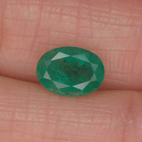 Esmeralda verde natural 1,27ct, corte oval, I1