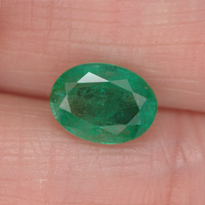 Esmeralda verde natural 1,26ct, corte oval, I1
