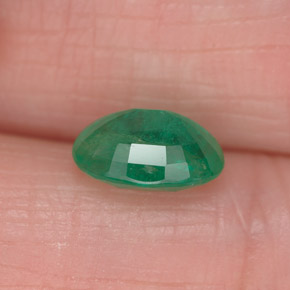 Esmeralda verde natural 1,26ct, corte oval, I1