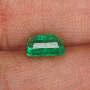 Esmeralda verde natural 1,15ct, corte esmeralda, I1