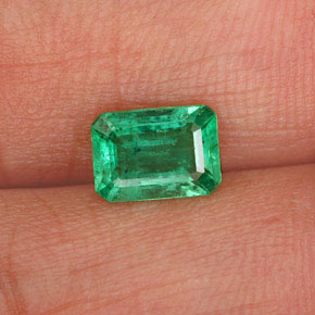 Esmeralda verde natural 0,73ct, corte esmeralda, SI-I1
