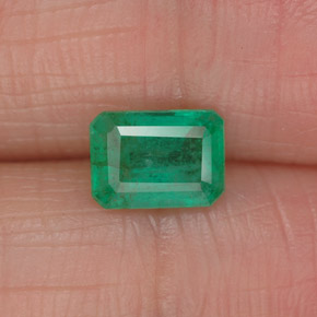 Esmeralda verde natural 0,86ct, corte esmeralda, I1