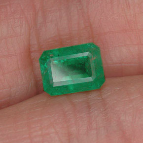 Esmeralda verde natural 0,94ct, corte esmeralda, SI-I1