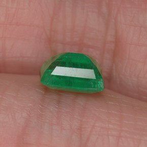 Esmeralda verde natural 0,94ct, corte esmeralda, SI-I1