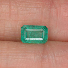 Esmeralda verde natural 0,61ct, corte esmeralda, SI-I1
