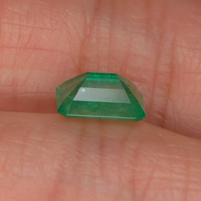 Esmeralda verde natural 0,81ct, corte esmeralda, SI-I1