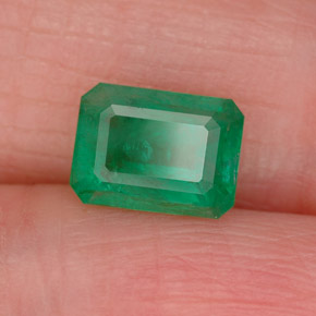 Esmeralda verde natural 0,93ct, corte esmeralda, SI-I1