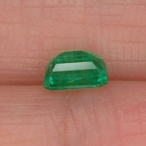 Esmeralda verde natural 0,72ct, corte esmeralda, SI-I1