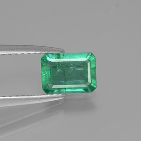 Esmeralda verde natural 0,83ct, corte esmeralda, I1