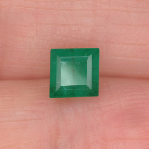 Esmeralda verde natural 0,75ct, quadrado, I1