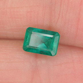 Esmeralda verde natural 0,70ct, corte esmeralda, SI-I1