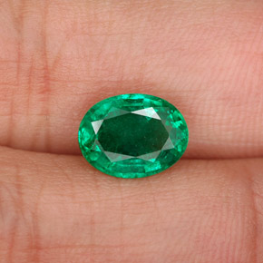 Esmeralda verde natural 1,58ct, corte oval, SI-I1