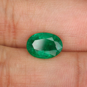 Esmeralda verde natural 1,37ct, corte oval, SI-I1