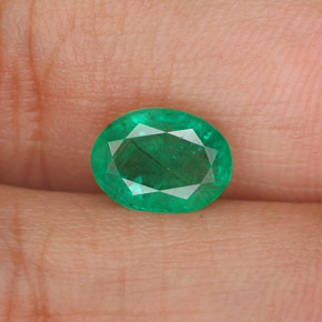 Esmeralda verde natural 1,26ct, corte oval, SI-I1