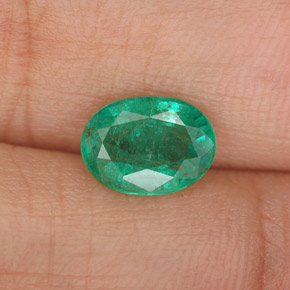 Esmeralda verde natural 1,06ct, corte oval, SI-I1