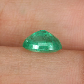 Esmeralda verde natural 1,33ct, corte oval, SI-I1