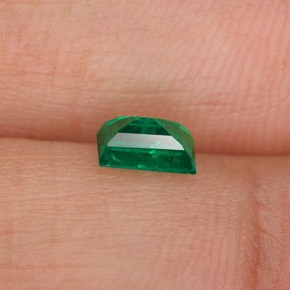 Esmeralda verde natural 0,41ct, baguete, SI-I1