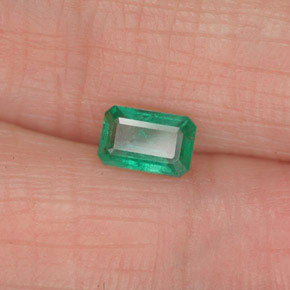 Esmeralda verde natural 0,52ct, corte esmeralda, SI-I1