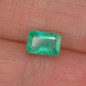Esmeralda verde natural 0,58ct, corte esmeralda, SI-I1