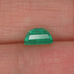 Esmeralda verde natural 0,58ct, corte esmeralda, SI-I1