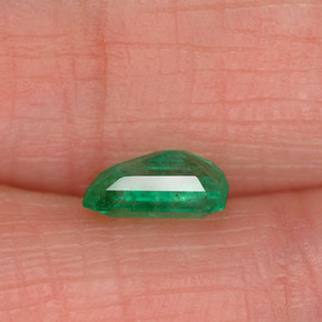 Esmeralda verde natural 0,54ct, corte esmeralda, SI-I1