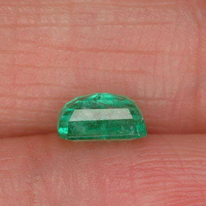 Esmeralda verde natural 0,72ct, corte esmeralda, SI-I1