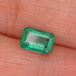 Esmeralda verde natural 0,52ct, corte esmeralda, SI-I1