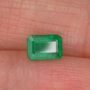 Esmeralda verde natural 0,53ct, corte esmeralda, SI-I1