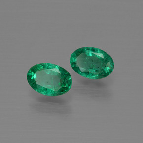 Pedras preciosas de esmeralda verde natural de  ct, corte oval, SI
