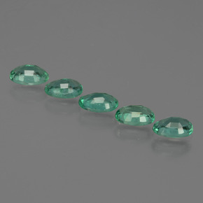 Pedras preciosas de esmeralda verde natural de 1,98 ct, corte oval, SI