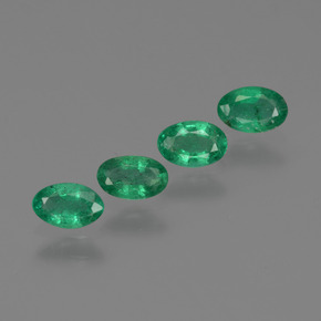 Pedras preciosas de esmeralda verde natural de  ct, corte oval, SI