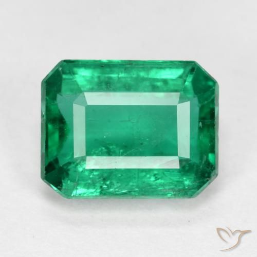 Esmeralda lapidada em octógono de 2,28 quilates, 8,8 x 6,9 mm da Zâmbia, Photo A