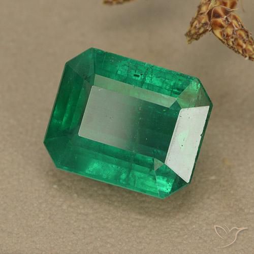 Esmeralda verde elétrico Natural 4.82ct, Corte Octógono / Esmeralda, VS-SI