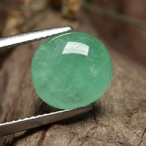 Esmeralda Luz verde Natural 5.38ct, oval, Translúcido