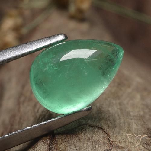 Esmeralda verde pistache Natural 3.60ct, Formato de pêra, Translúcido