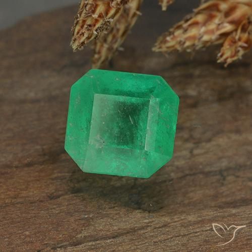 Esmeralda Verde médio Natural 0.94ct, Corte Octógono / Esmeralda, VS-SI