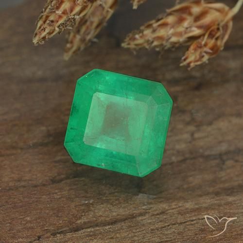 Esmeralda Verde médio Natural 0.84ct, Corte Octógono / Esmeralda, VS-SI