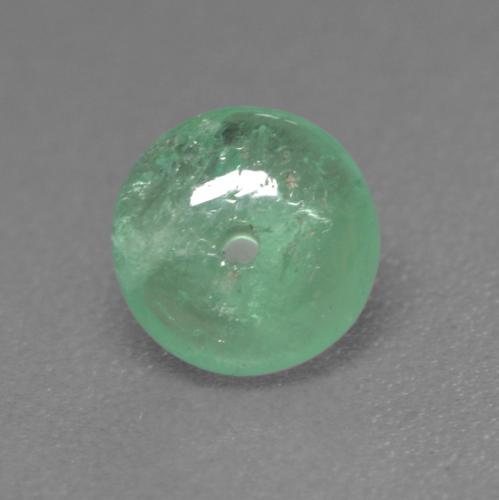 Esmeralda Verde claro fresco Natural 0.79ct, Corte Redondo, Transparente