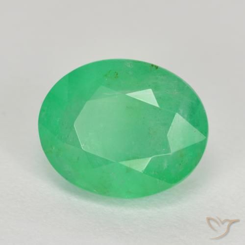 Esmeralda Verde amarelado Natural 2.41ct, oval, SI-I1
