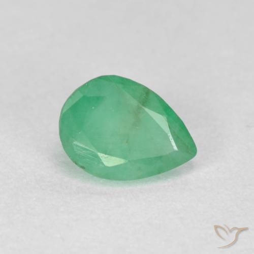 Esmeralda Verde claro Natural 0.47ct, Formato de pêra, SI-I1