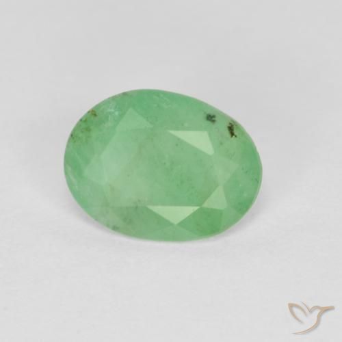 Esmeralda Luz verde Natural 0.66ct, oval, SI-I1