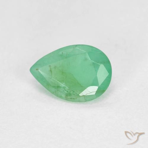 Esmeralda Samambaia verde Natural 0.55ct, Formato de pêra, VS-SI