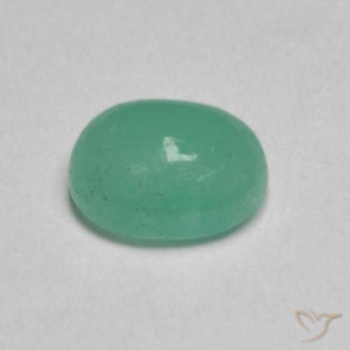 Esmeralda Luz verde Natural 0.65ct, oval, Translúcido