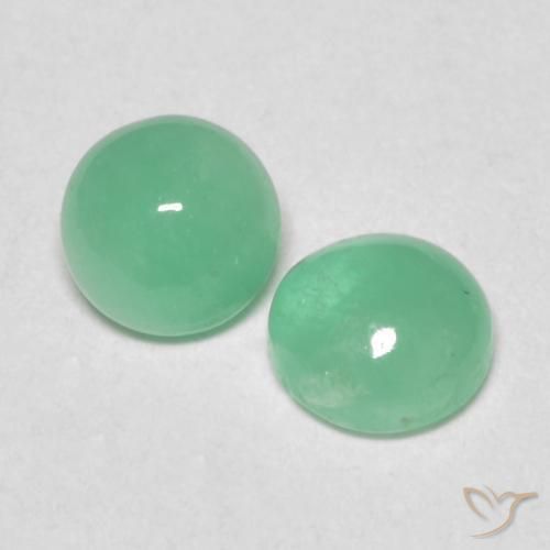 Pedras preciosas de Esmeralda Samambaia verde natural de 0.85 ct, Redondo, Translúcido