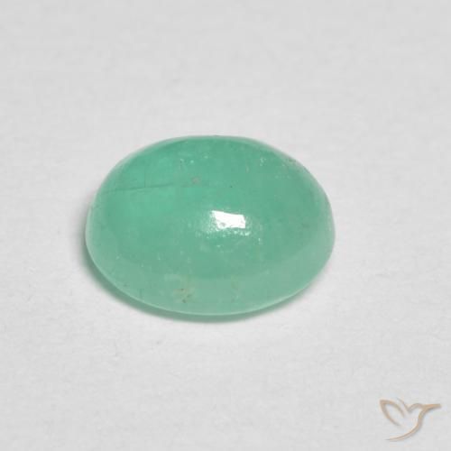 Esmeralda verde pistache Natural 0.61ct, oval, Translúcido