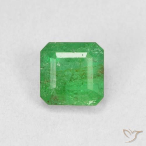 Esmeralda Verde amarelado Natural 0.44ct, Corte Octógono / Esmeralda, SI