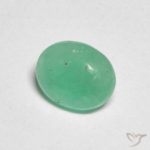 Esmeralda Samambaia verde Natural 0.83ct, oval, Translúcido