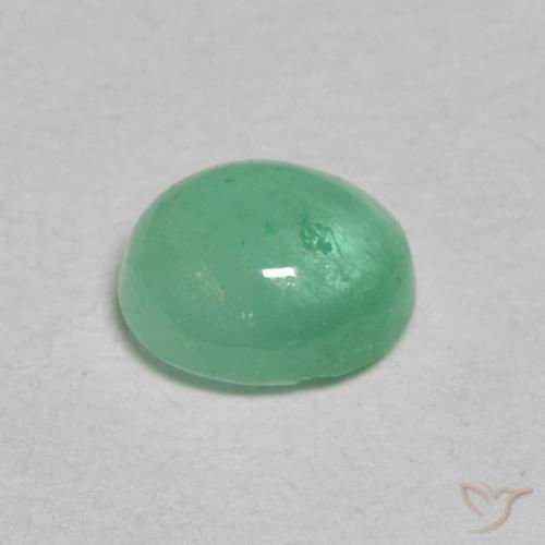 Esmeralda Menta verde Natural 0.64ct, oval, Translúcido